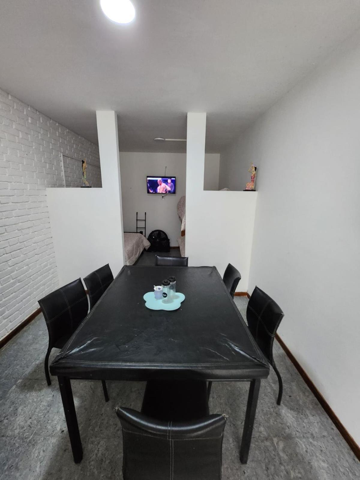 Departamento Ubicadisimo Calle Chile Con Estacionamiento Incluido Capital Mendoza 2 Apartment Exterior photo