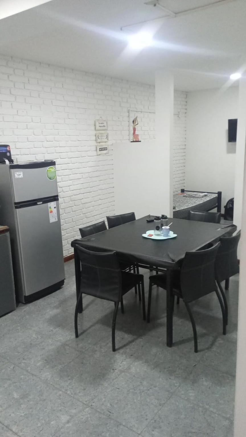 Departamento Ubicadisimo Calle Chile Con Estacionamiento Incluido Capital Mendoza 2 Apartment Exterior photo